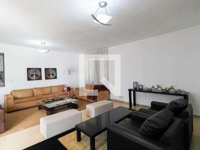 Casa aluguel em Belo Horizonte, Bandeirantes