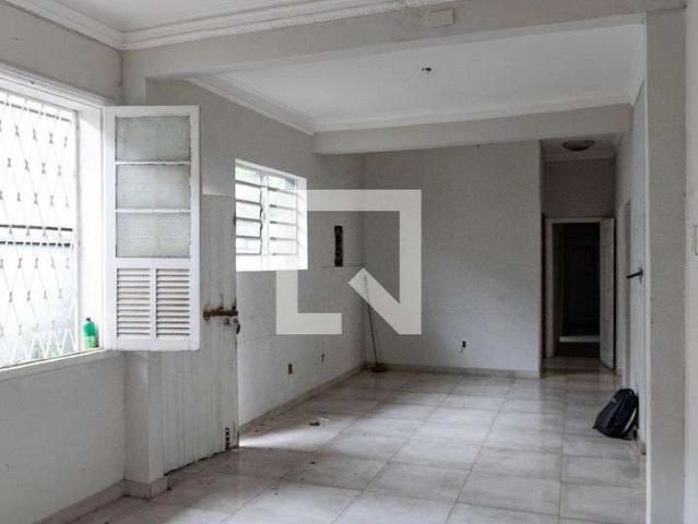 Casa aluguel em Barreiro de Baixo, Belo Horizonte