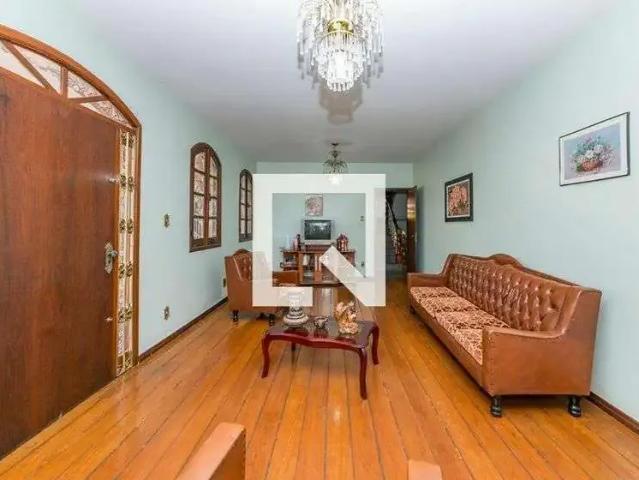 Casa aluguel em Região Geográfica Imediata de Belo Horizonte, Região Metropolitana de Belo Horizonte