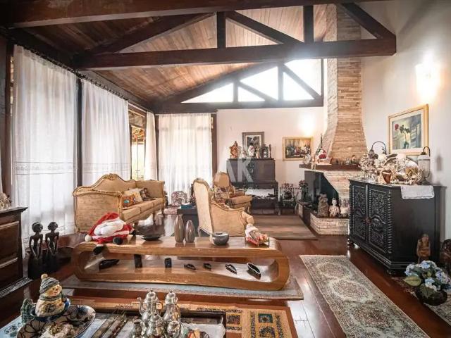 Casa aluguel em Região Geográfica Imediata de Belo Horizonte, Região Metropolitana de Belo Horizonte