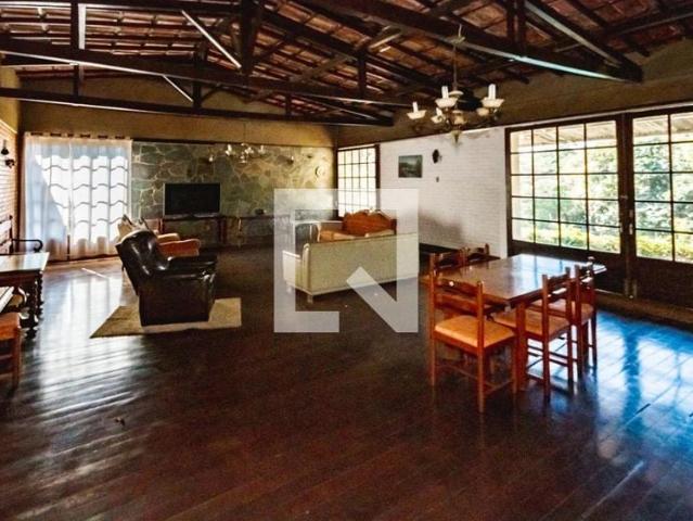 Casa aluguel em Braúnas, Belo Horizonte