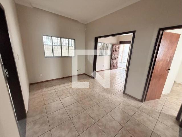 Casa aluguel em Regional Noroeste, Belo Horizonte