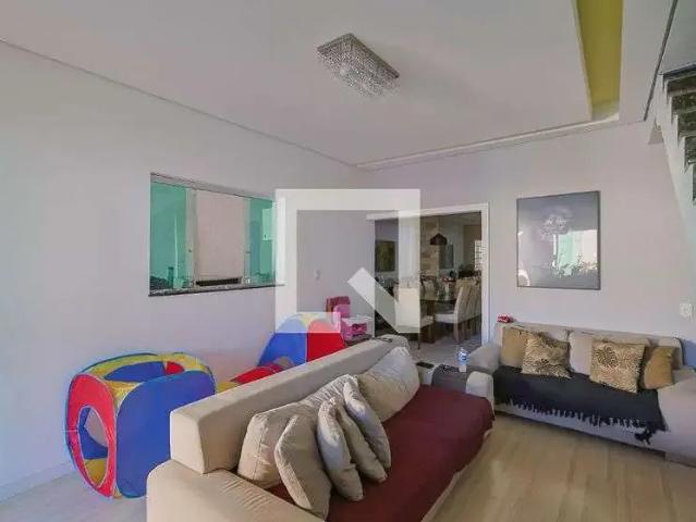 Casa aluguel em Região Geográfica Imediata de Belo Horizonte, Região Metropolitana de Belo Horizonte