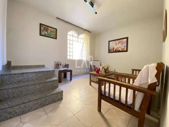 Casa aluguel em Região Geográfica Imediata de Belo Horizonte, Região Metropolitana de Belo Horizonte