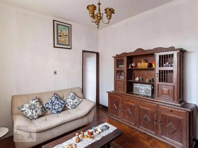 Casa aluguel em Regional Leste, Belo Horizonte