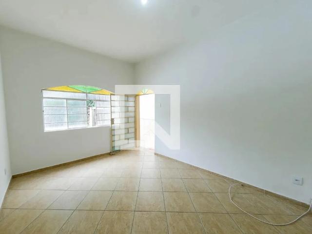 Casa aluguel em Região Geográfica Imediata de Belo Horizonte, Região Metropolitana de Belo Horizonte