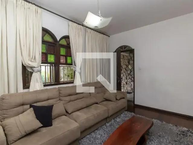 Casa aluguel em Região Geográfica Imediata de Belo Horizonte, Região Metropolitana de Belo Horizonte