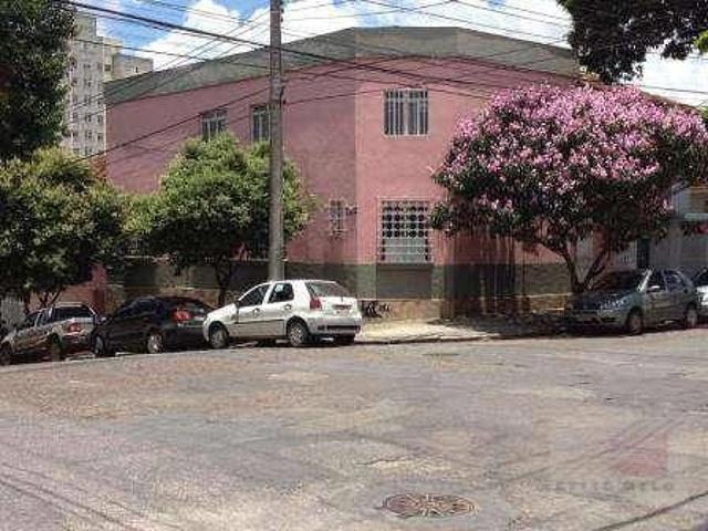 Casa aluguel em Regional Centro-Sul, Belo Horizonte
