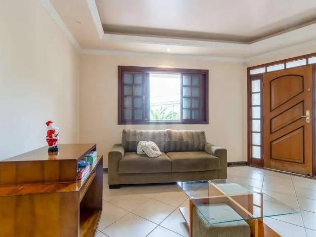 Casa aluguel em Região Geográfica Imediata de Belo Horizonte, Região Metropolitana de Belo Horizonte