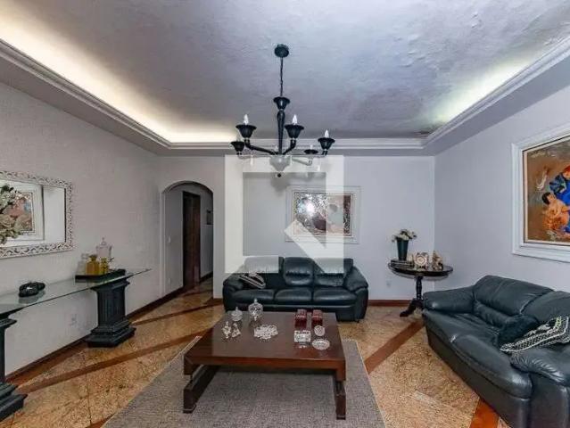 Casa aluguel em Região Geográfica Imediata de Belo Horizonte, Região Metropolitana de Belo Horizonte