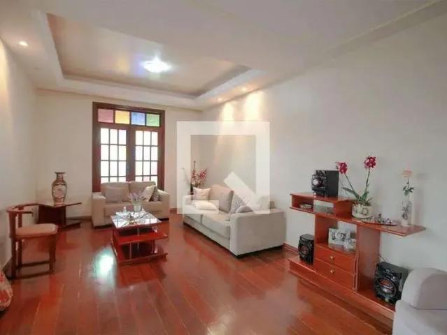 Casa aluguel em Região Geográfica Imediata de Belo Horizonte, Região Metropolitana de Belo Horizonte