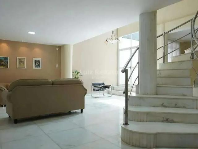 Casa aluguel em Regional Centro-Sul, Belo Horizonte