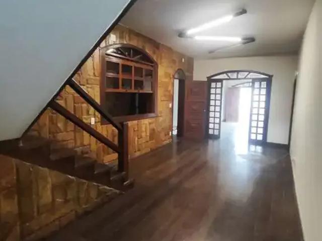 Casa aluguel em Região Geográfica Imediata de Belo Horizonte, Região Metropolitana de Belo Horizonte