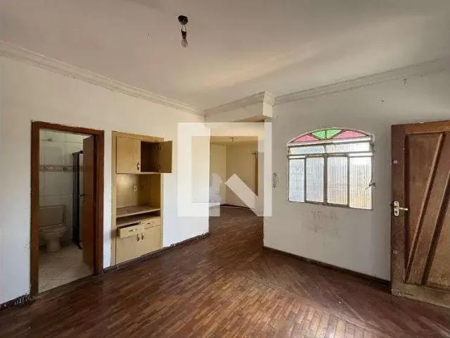 Casa aluguel em Região Geográfica Imediata de Belo Horizonte, Região Metropolitana de Belo Horizonte