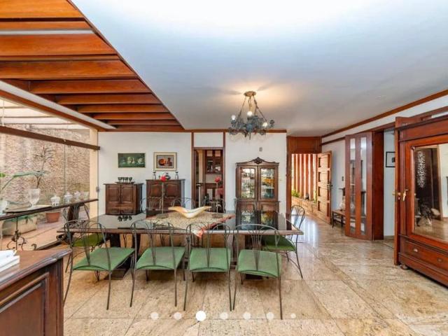 Casa aluguel em Regional Centro-Sul, Belo Horizonte