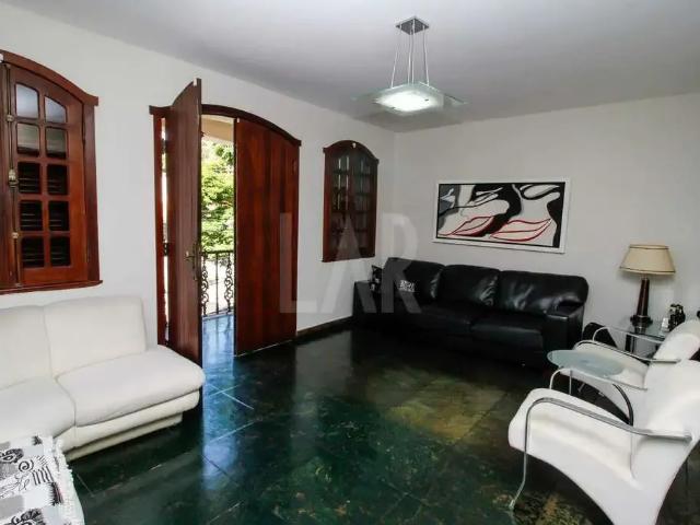 Casa aluguel em Regional Centro-Sul, Belo Horizonte