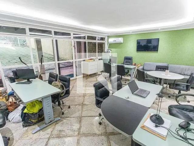 Casa aluguel em Região Geográfica Imediata de Belo Horizonte, Região Metropolitana de Belo Horizonte