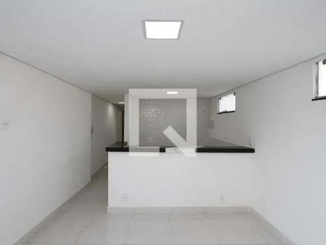Casa aluguel em Regional Leste, Belo Horizonte