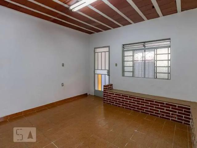 Casa aluguel em Regional Leste, Belo Horizonte