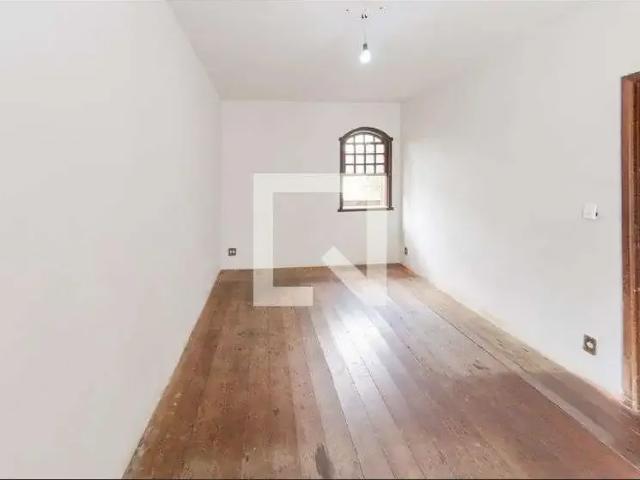 Casa aluguel em Região Geográfica Imediata de Belo Horizonte, Região Metropolitana de Belo Horizonte