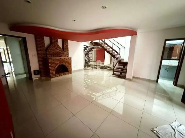 Casa aluguel em Região Geográfica Imediata de Belo Horizonte, Região Metropolitana de Belo Horizonte
