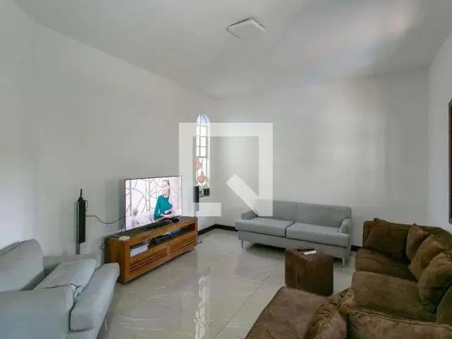 Casa aluguel em Região Geográfica Imediata de Belo Horizonte, Região Metropolitana de Belo Horizonte