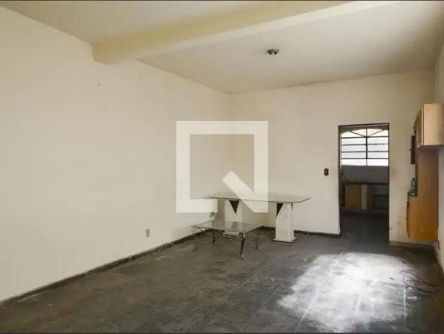 Casa aluguel em Região Geográfica Imediata de Belo Horizonte, Região Metropolitana de Belo Horizonte