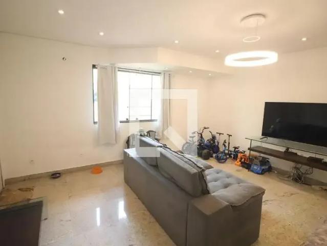 Casa aluguel em Região Geográfica Imediata de Belo Horizonte, Região Metropolitana de Belo Horizonte