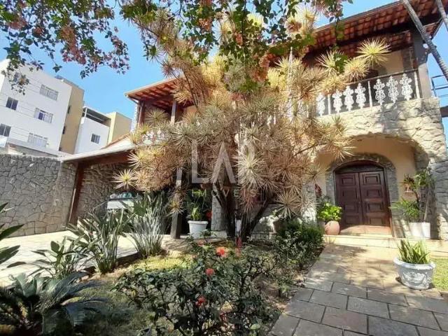 Casa aluguel em Região Geográfica Imediata de Belo Horizonte, Região Metropolitana de Belo Horizonte