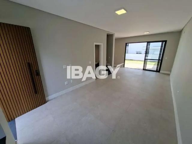 Casa aluguel em Região Geográfica Imediata de Florianópolis, Biguaçu