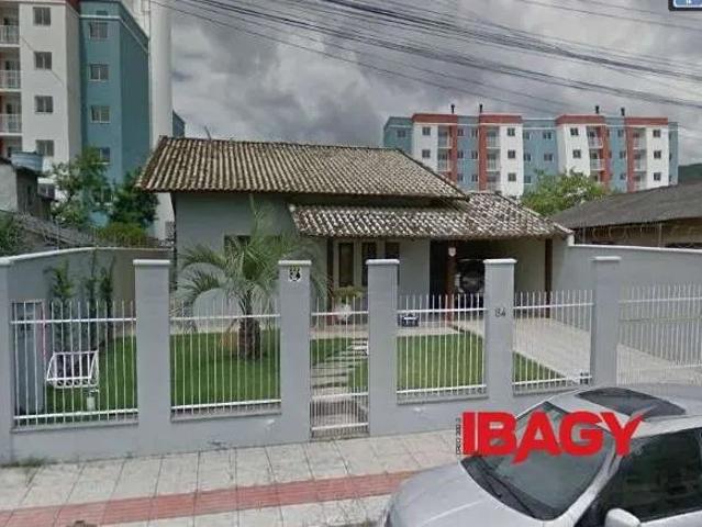 Casa aluguel em Rio Caveiras, Biguaçu