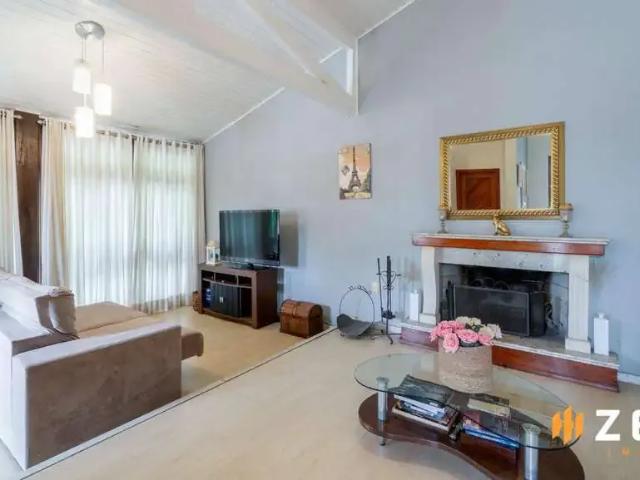Casa aluguel em Região Geográfica Imediata de Blumenau, Blumenau