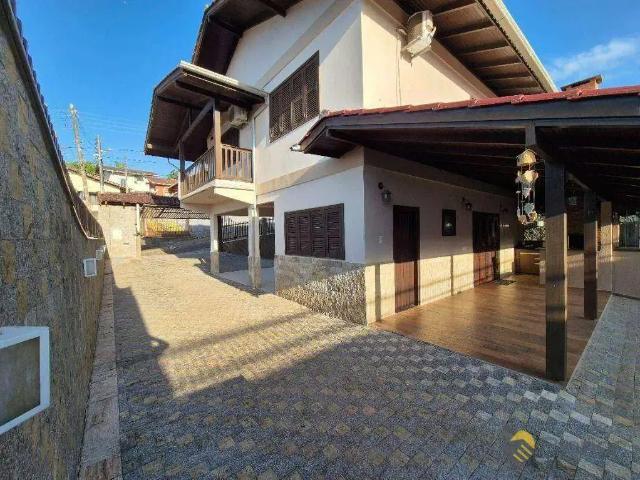 Casa aluguel em Região Geográfica Imediata de Blumenau, Blumenau