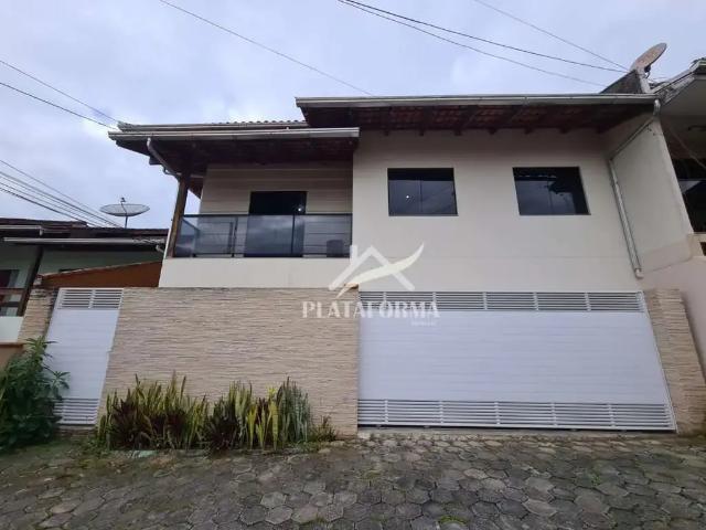 Casa aluguel em Região Geográfica Imediata de Blumenau, Blumenau