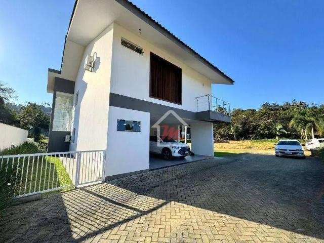 Casa aluguel em Região Geográfica Imediata de Blumenau, Blumenau
