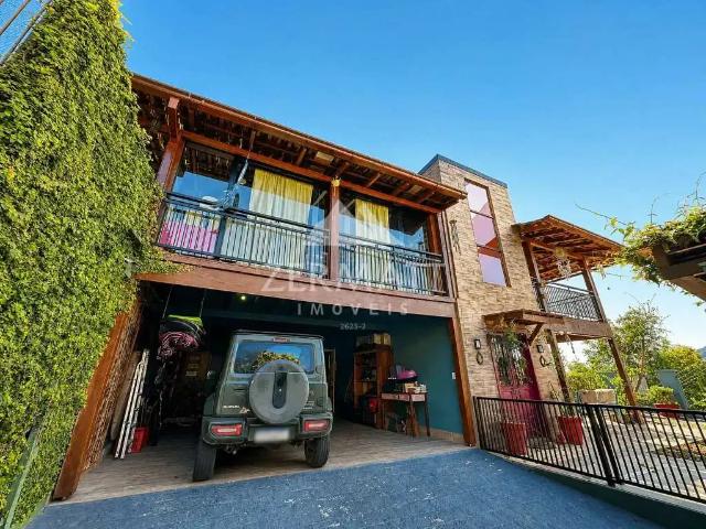 Casa aluguel em Região Geográfica Imediata de Blumenau, Blumenau