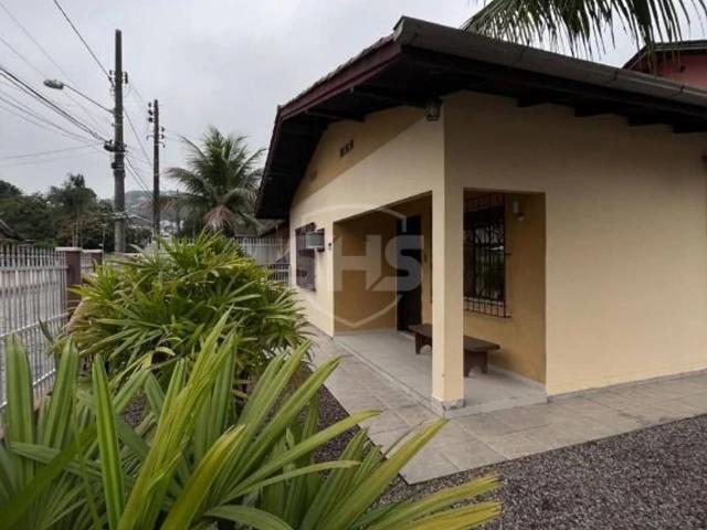 Casa aluguel em Região Geográfica Imediata de Blumenau, Blumenau