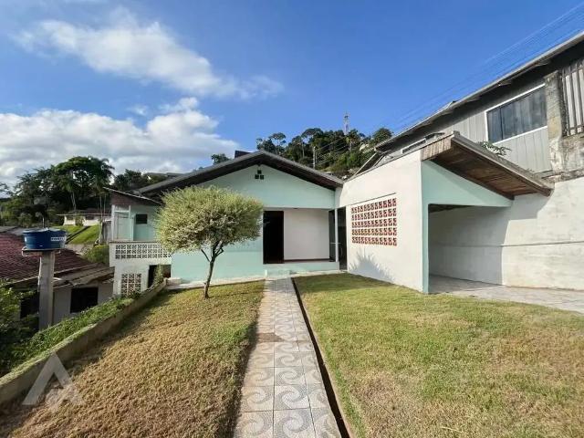 Casa aluguel em Região Geográfica Imediata de Blumenau, Blumenau