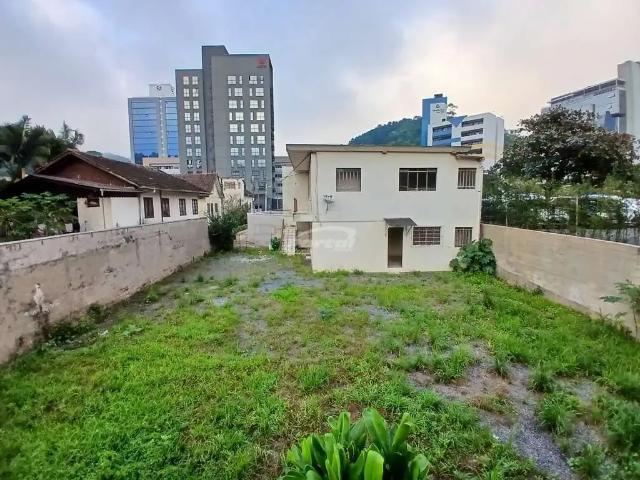 Casa aluguel em Região Geográfica Imediata de Blumenau, Blumenau