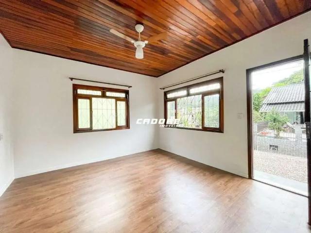 Casa aluguel em Região Geográfica Imediata de Blumenau, Blumenau