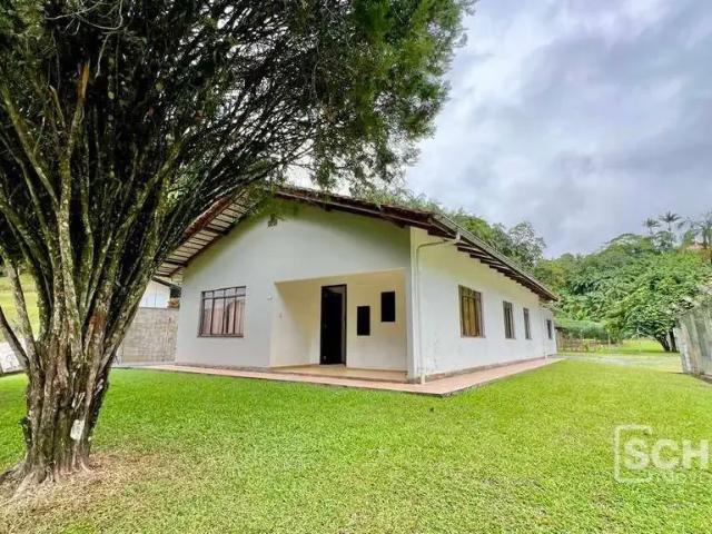Casa aluguel em Região Geográfica Imediata de Blumenau, Blumenau