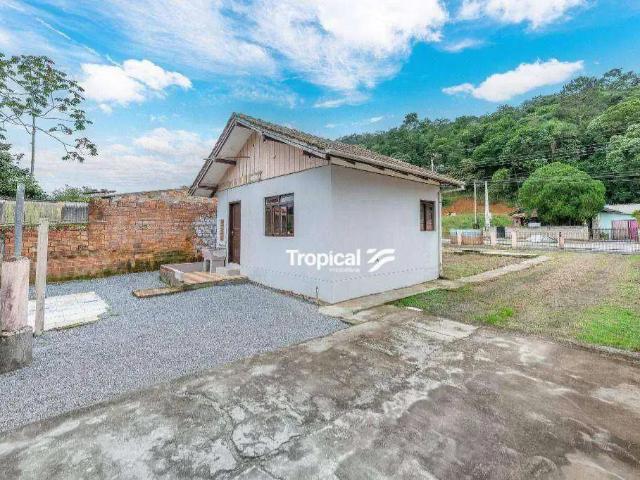 Casa aluguel em Região Geográfica Imediata de Blumenau, Blumenau