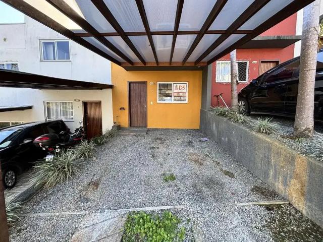 Casa aluguel em Região Geográfica Imediata de Blumenau, Blumenau