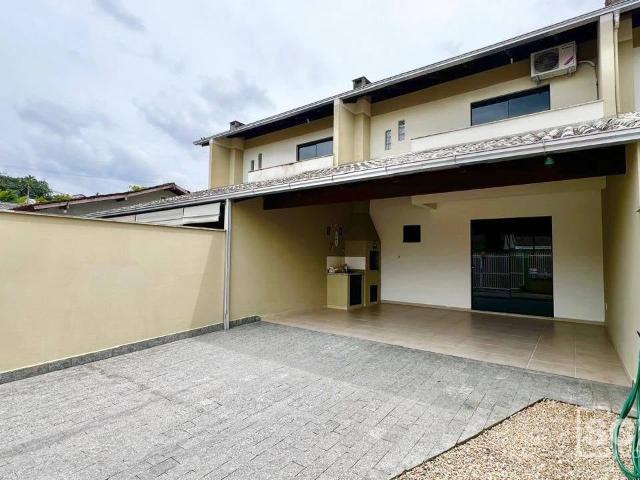 Casa aluguel em Blumenau, Região Geográfica Intermediária de Blumenau