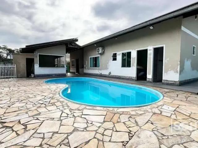 Casa aluguel em Região Geográfica Imediata de Blumenau, Blumenau