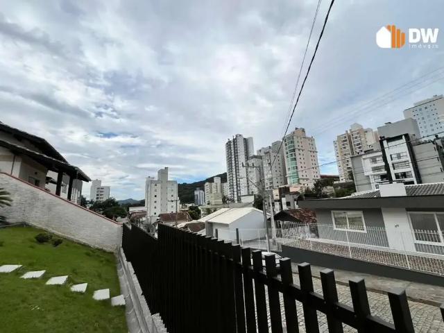 Casa aluguel em Região Geográfica Imediata de Blumenau, Blumenau