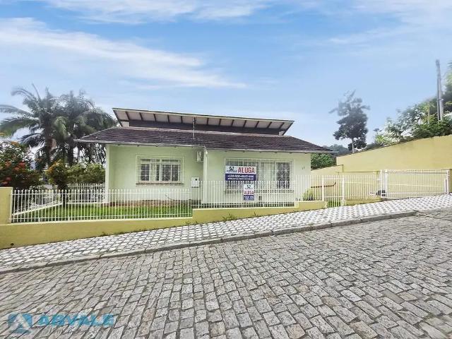 Casa aluguel em Região Geográfica Imediata de Blumenau, Blumenau