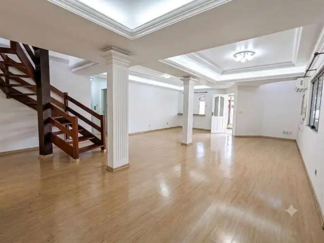 Casa aluguel em Região Geográfica Imediata de Blumenau, Blumenau