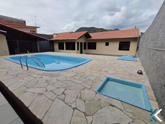 Casa aluguel em Região Geográfica Imediata de Blumenau, Blumenau