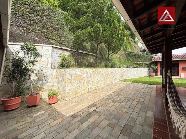 Casa aluguel em Região Geográfica Imediata de Blumenau, Blumenau